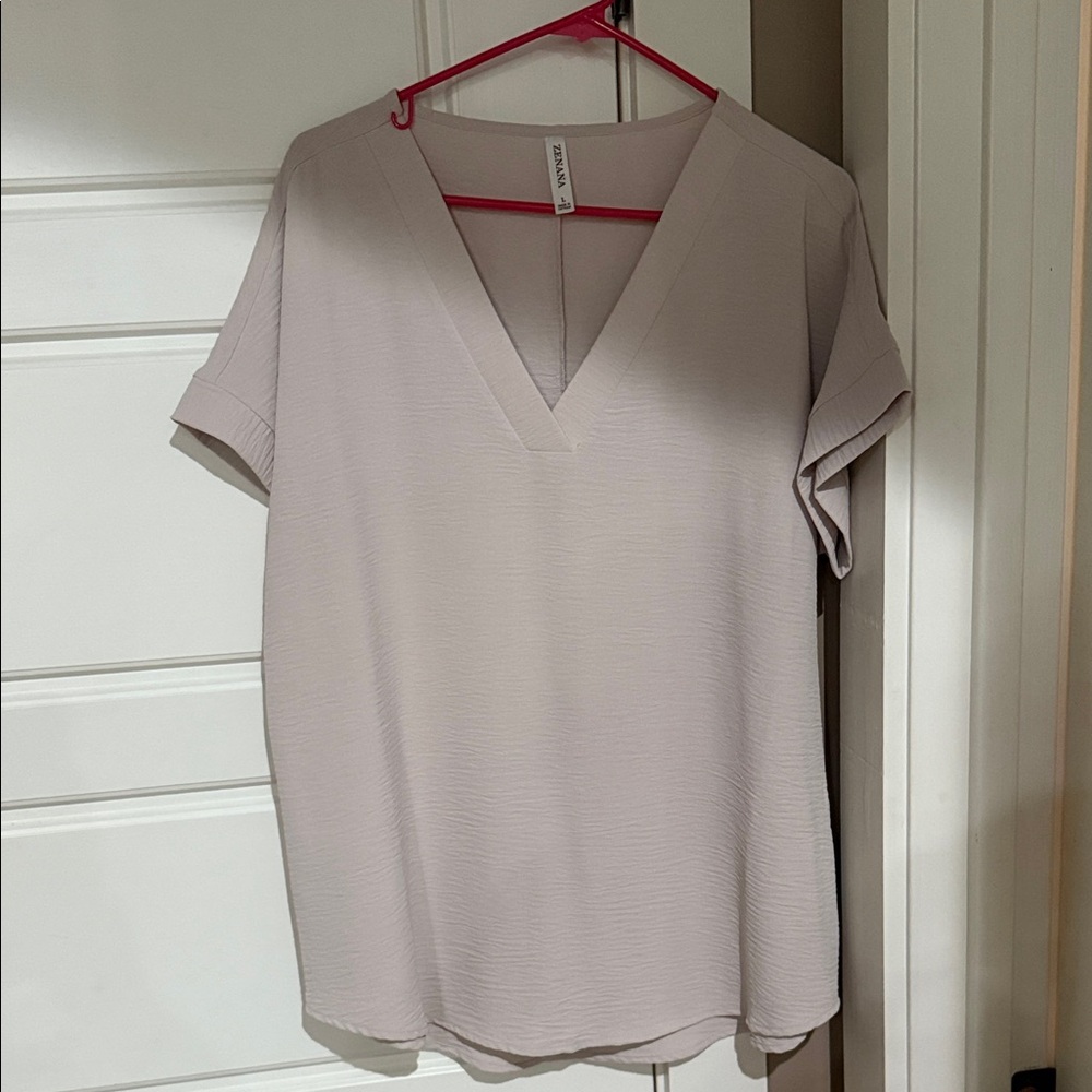 V-Neck Short Sleeve Blouse in Pale Taupe